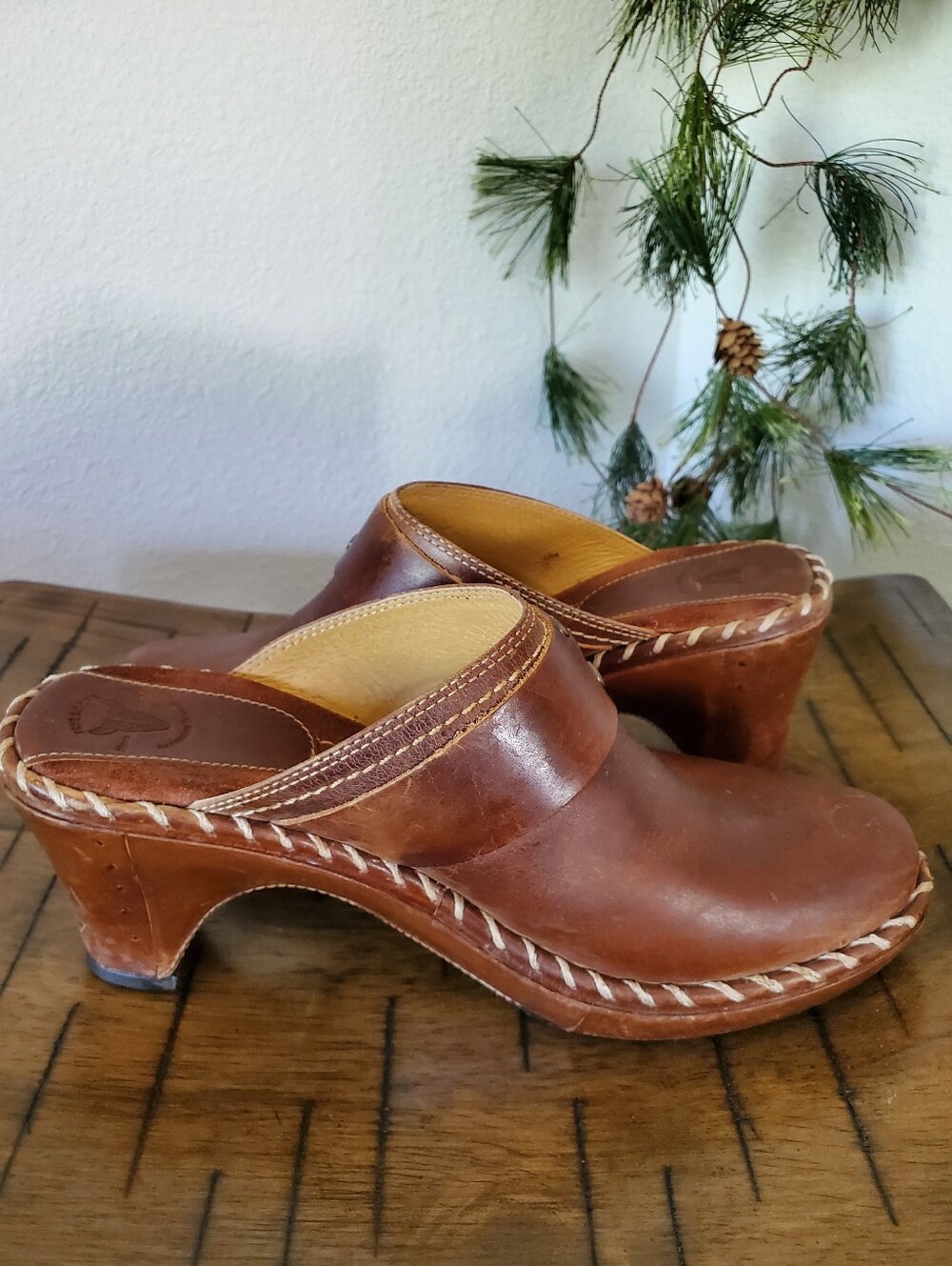 Frye Charlotte Leather Vintage Clog Mule Ring Harness Heels Western Boho - Picture 11 of 15